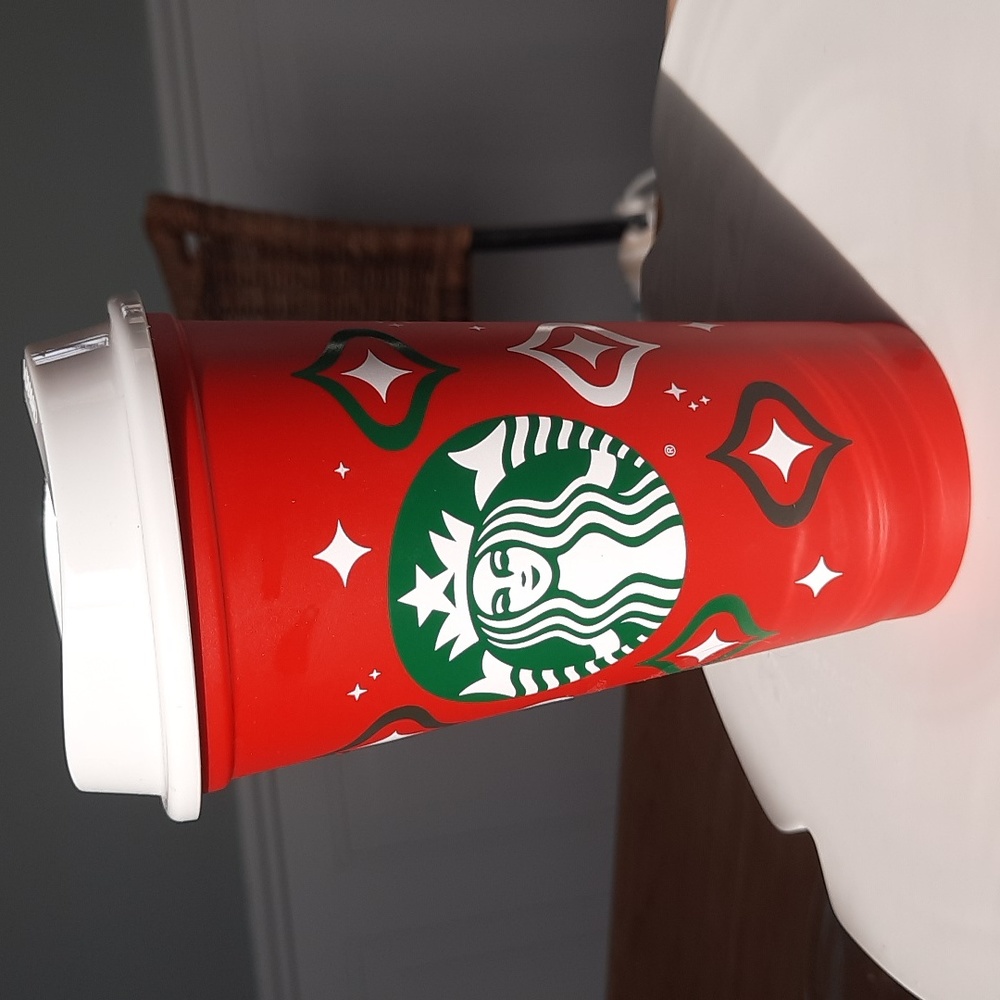Starbucks Holiday limited edition 2023 Reusable Red Cup to go 16 oz. Grande